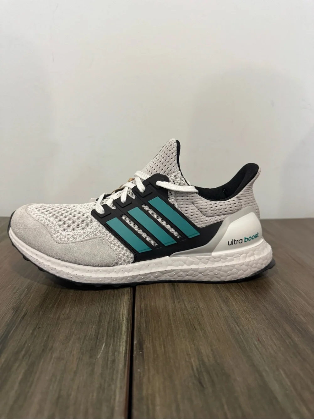 ADIDAS ULTRABOOST 1.0 WHITE PURE TEAL MEN RUNNING SHOES